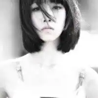 头像女生霸气超拽好看抽烟