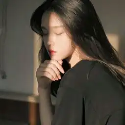 暗黑系头像女高冷超好看冷艳霸气女孩
