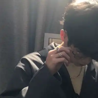 最新版90非主流男生头像帅气合集一辈子这么长干嘛着急在十几岁找到真爱