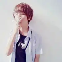 忧郁男生qq头像累了,就休息下吧
