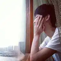 寂寞而过,悲伤无处可躲,而幸福却不知哪去了
