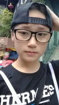 有没有13到15岁的帅哥照片要真人的