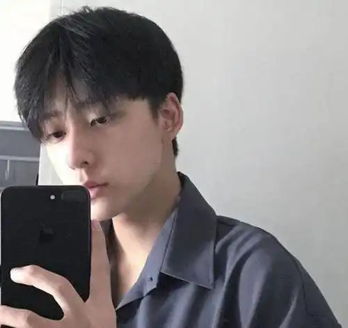 00后容易早恋的3种男生,若你中一条,即将要喜提对象
