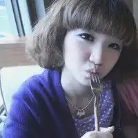 少男少女qq情侣头像男左女右
