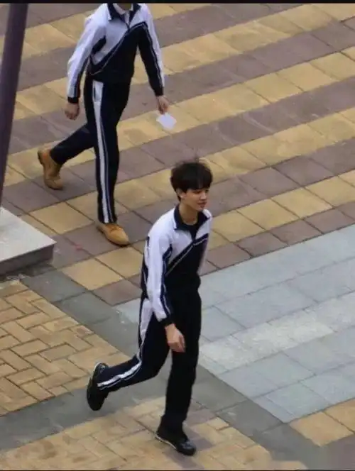 穿校服的男孩子可以有多好看啊啊啊全程姨母笑