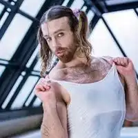 看起来像女的其实是男的头像