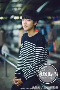 易烊千玺街拍帅气高冷气质好,tfboys谁的街拍更胜一筹