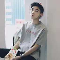 父亲的盆友圈太污简直没脸直视