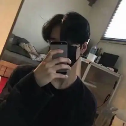 个性帅气暖男头像,全部都是时尚真人男生手机遮脸
