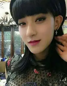 黄子韬妹,朱碧石,刘艳芬如果这三位女装大佬同台,你觉得谁赢