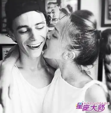 天蝎座男人变心后会有什么表现
