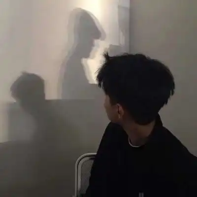 意境ins男生头像︱手捧宇宙星河
