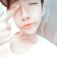为什么qq老是自动换头像,而且老是同一个拜托各位了3q
