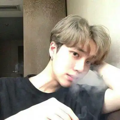头像男阳光帅气简约阳光暖男头像图片
