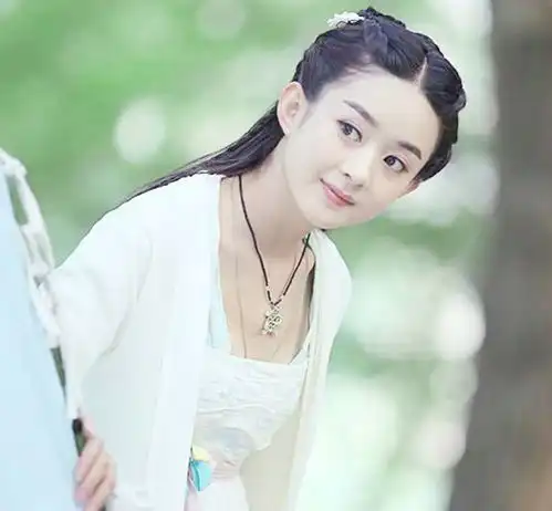 曾签约林心如无戏可拍,却因赵丽颖一夜爆红,今片约不断
