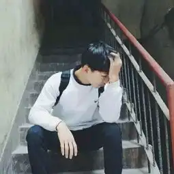 好看男生头像,看中给悬赏1000
