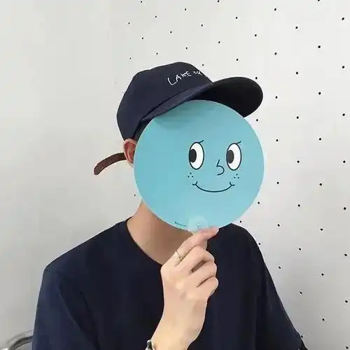 头像丨爱我少一点,但是久一点