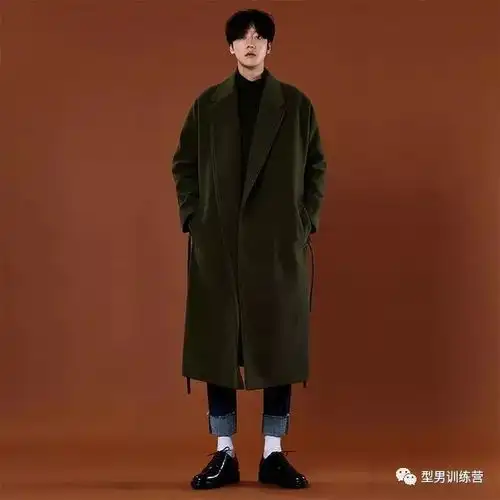 成熟不缺时尚感,初春寒冬25套男士大衣穿搭,适合2545岁男人
