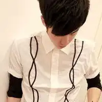 男孩低头头像低着头的伤感男生头像图片