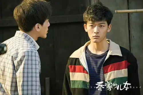 从正剧转型流量,张晚意为什么无法复制杨紫